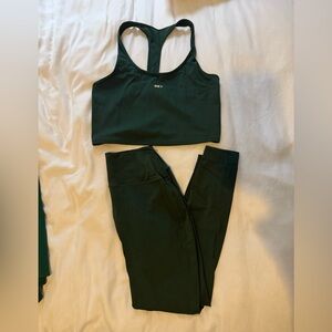 SET Active Sportwear Activewear Set